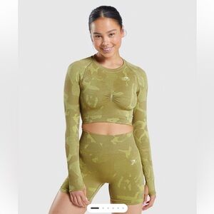 Gymshark Adapt Camo Seamless Long Sleeve Crop Top